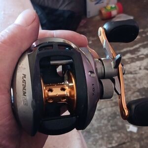Pinnacle Platinum Plus Fishing Reel